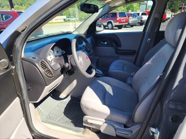 used 2005 Saturn Vue car, priced at $4,450