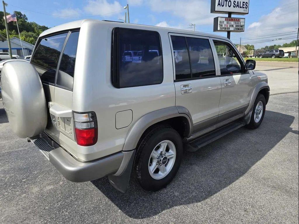 used 2001 Isuzu Trooper car, priced at $2,500