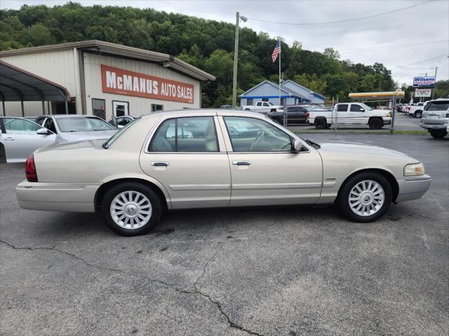 used 2009 Mercury Grand Marquis car, priced at $7,950