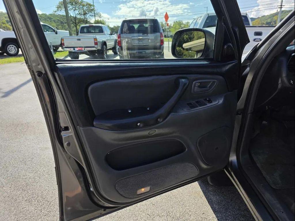 used 2005 Toyota Tundra car, priced at $9,950