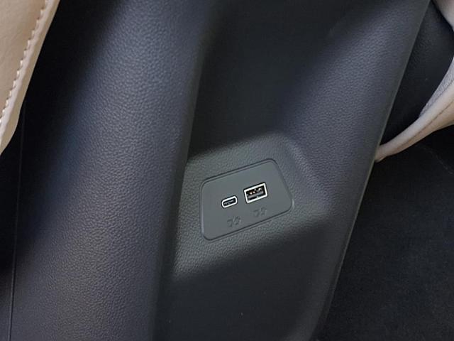 new 2025 Buick Envision car, priced at $38,245