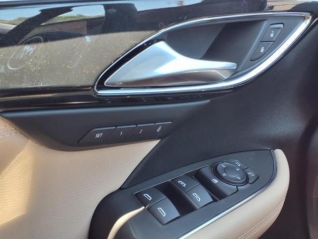 new 2025 Buick Envision car, priced at $38,245