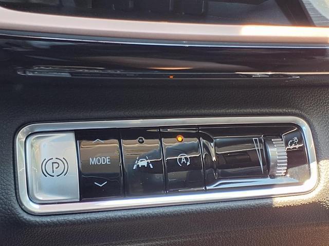 new 2025 Buick Envision car, priced at $39,945