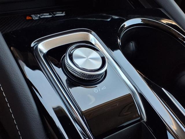 new 2025 Buick Envision car, priced at $39,945