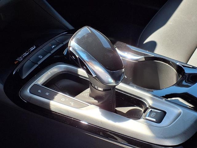 new 2025 Buick Envista car, priced at $28,720