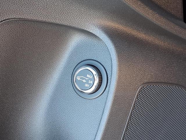 new 2025 Buick Envista car, priced at $28,720