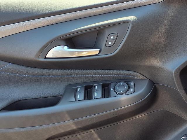 new 2025 Buick Envista car, priced at $28,720