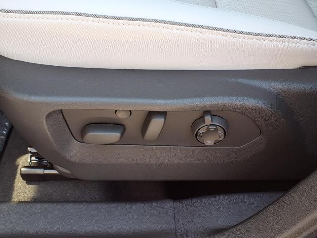 new 2025 Buick Envision car, priced at $48,195
