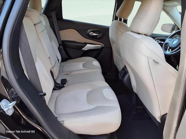 used 2018 Jeep Cherokee car, priced at $13,450