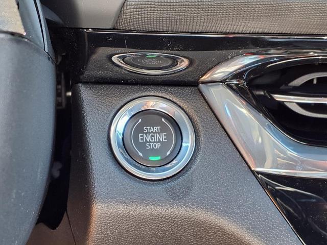 new 2025 Buick Envista car, priced at $28,720
