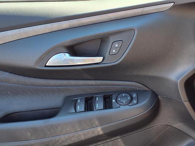 new 2025 Buick Envista car, priced at $28,720