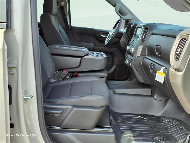 new 2026 GMC Sierra 1500 car, priced at $47,279