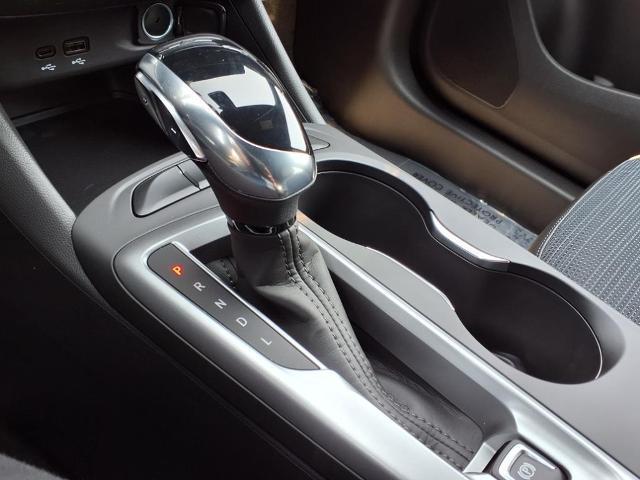 new 2025 Buick Envista car, priced at $25,207