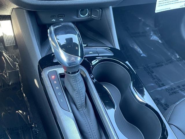 new 2025 Buick Envista car, priced at $27,075