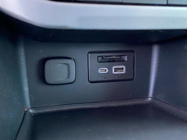 used 2022 GMC Acadia car, priced at $28,450