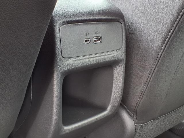 new 2025 Buick Envista car, priced at $26,475