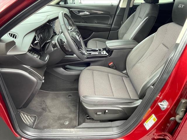 used 2023 Buick Envision car, priced at $31,950