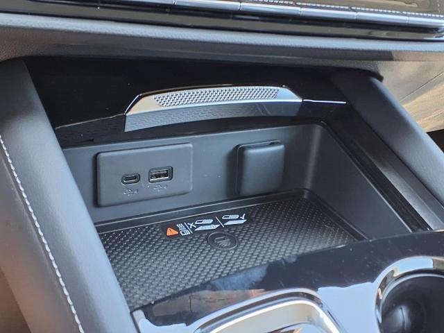 new 2025 Buick Envision car, priced at $39,212