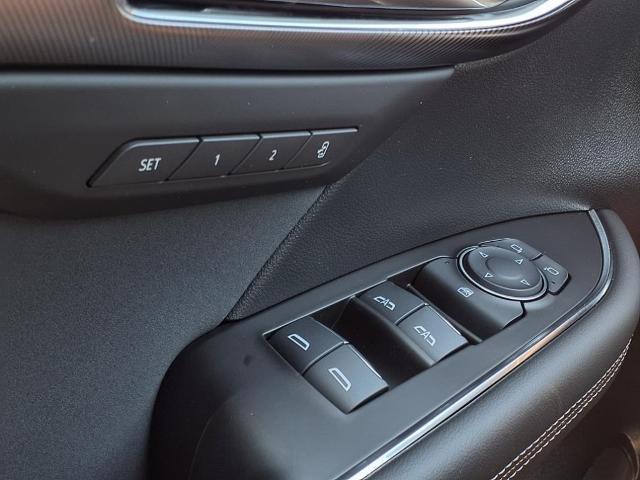 new 2025 Buick Envision car, priced at $39,212