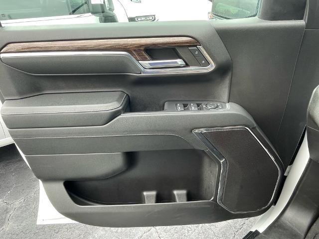 used 2024 GMC Sierra 1500 car, priced at $40,450