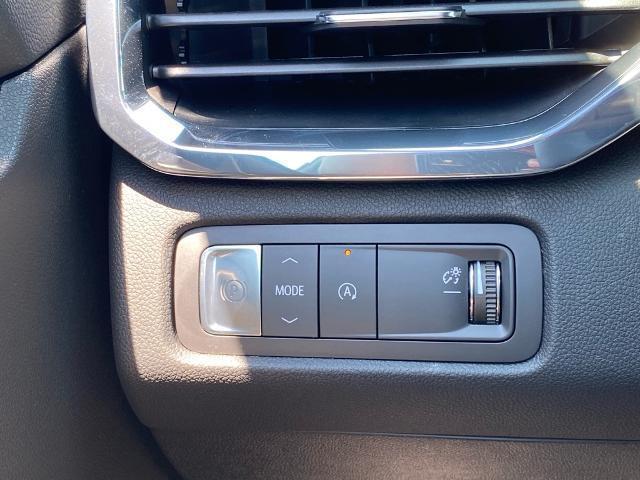 new 2025 GMC Acadia car, priced at $49,470