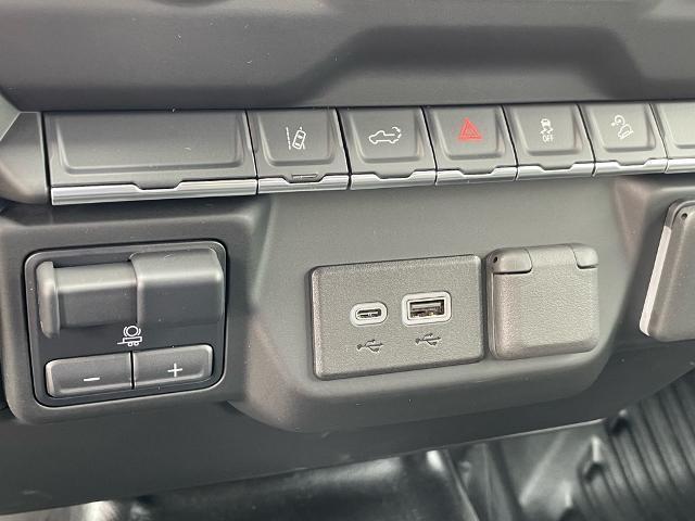 new 2025 GMC Sierra 2500 car, priced at $50,505