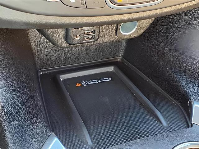 used 2022 Chevrolet Traverse car, priced at $32,950