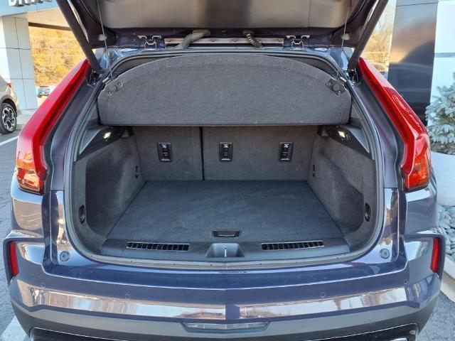 used 2024 Cadillac XT4 car, priced at $37,500