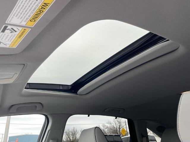 used 2020 Acura MDX car, priced at $27,900