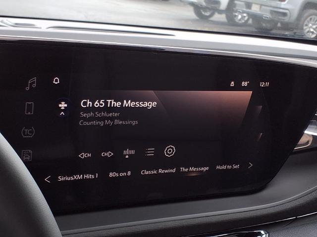 new 2025 Buick Envista car, priced at $29,770