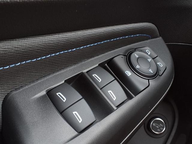 new 2025 Buick Envista car, priced at $29,770