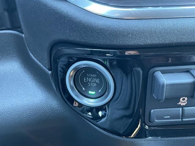 new 2025 GMC Sierra 1500 car, priced at $60,825
