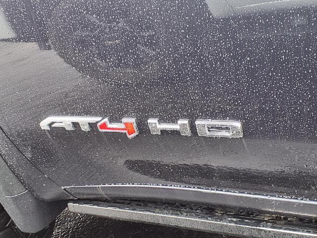 used 2024 GMC Sierra 2500 car, priced at $75,900
