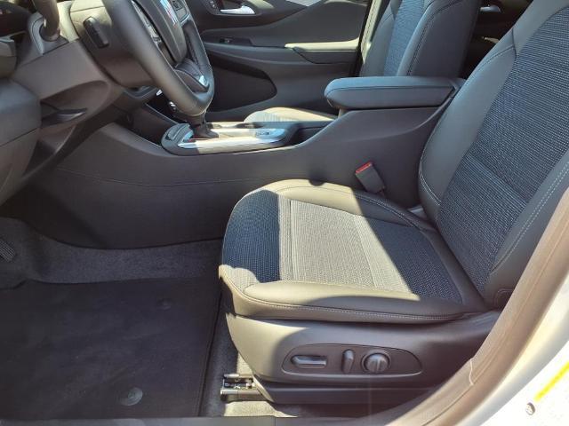 new 2025 Buick Envista car, priced at $26,230