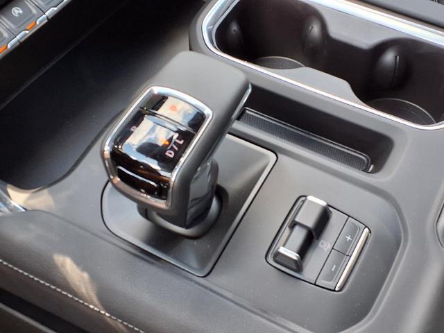 new 2025 GMC Sierra 1500 car, priced at $68,635