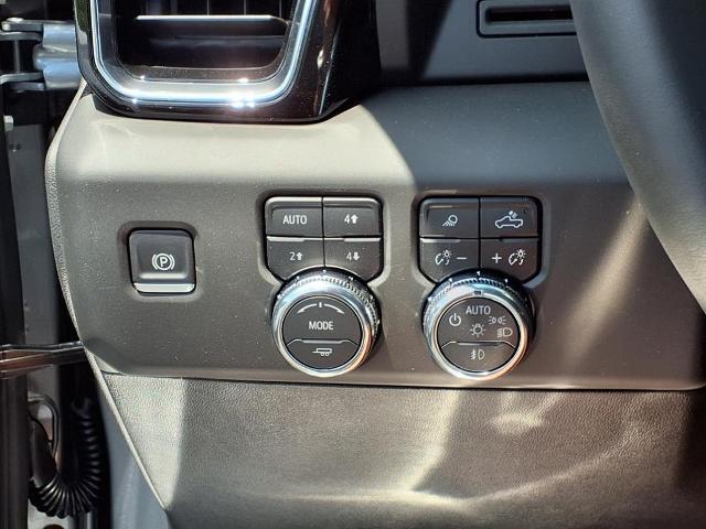 new 2025 GMC Sierra 1500 car, priced at $68,635