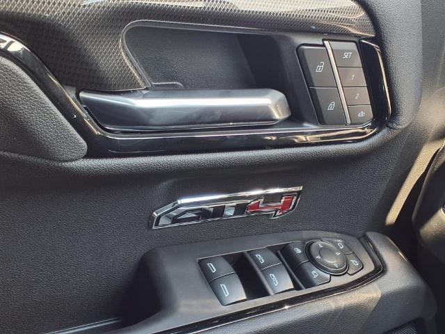 new 2025 GMC Sierra 1500 car, priced at $69,305