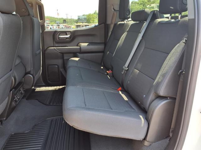 new 2025 GMC Sierra 1500 car, priced at $52,195