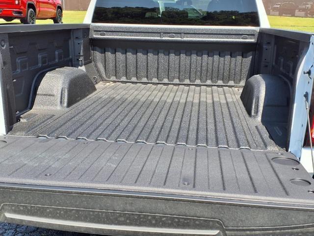 new 2025 GMC Sierra 1500 car, priced at $52,195