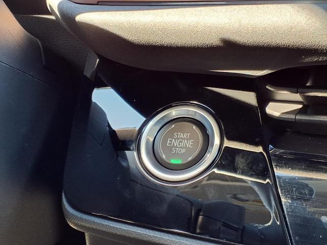 new 2025 Buick Envision car, priced at $40,740