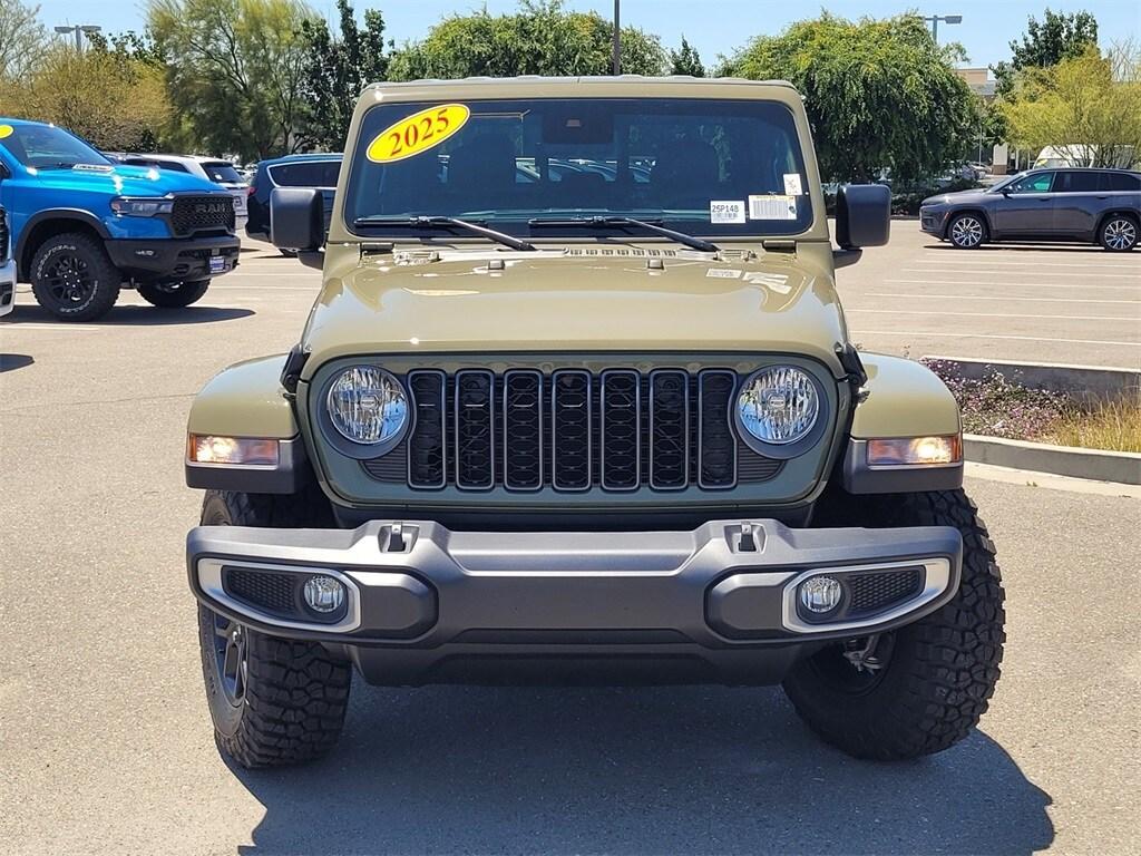 new 2025 Jeep Gladiator car, priced at $50,705