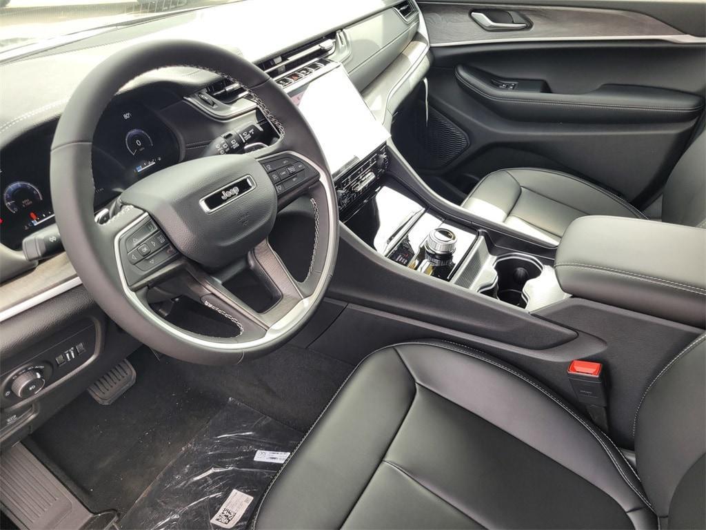 new 2025 Jeep Grand Cherokee L car, priced at $53,965
