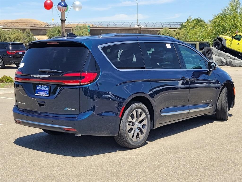 new 2025 Chrysler Pacifica Hybrid car, priced at $62,275