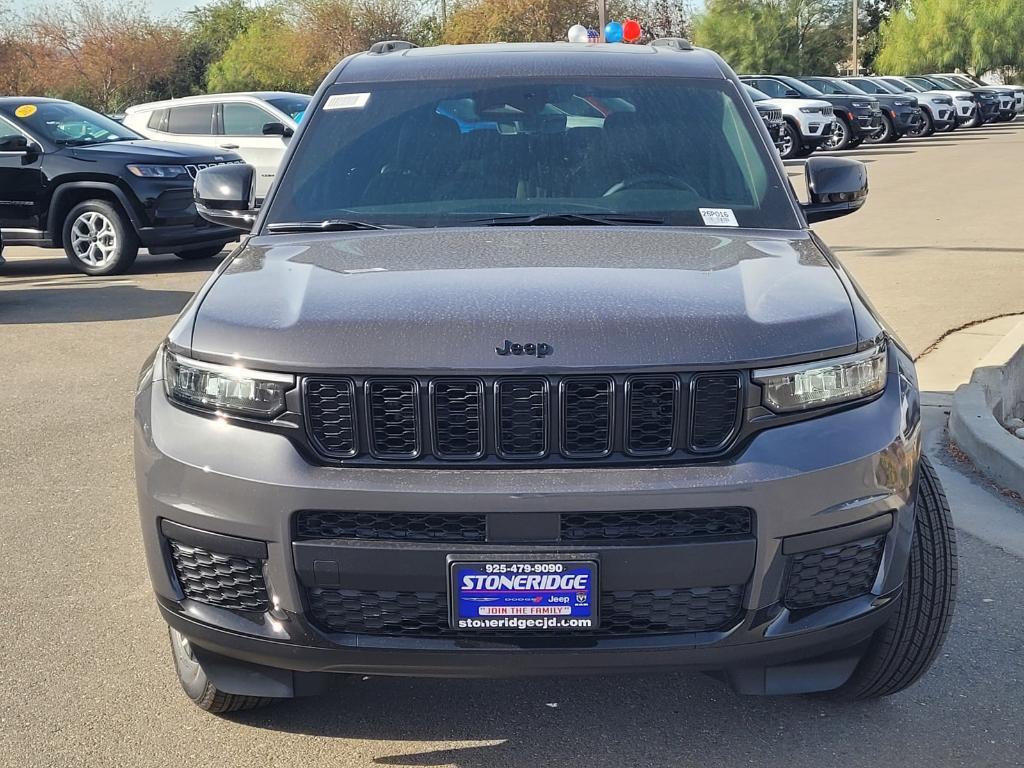 new 2025 Jeep Grand Cherokee L car, priced at $48,025