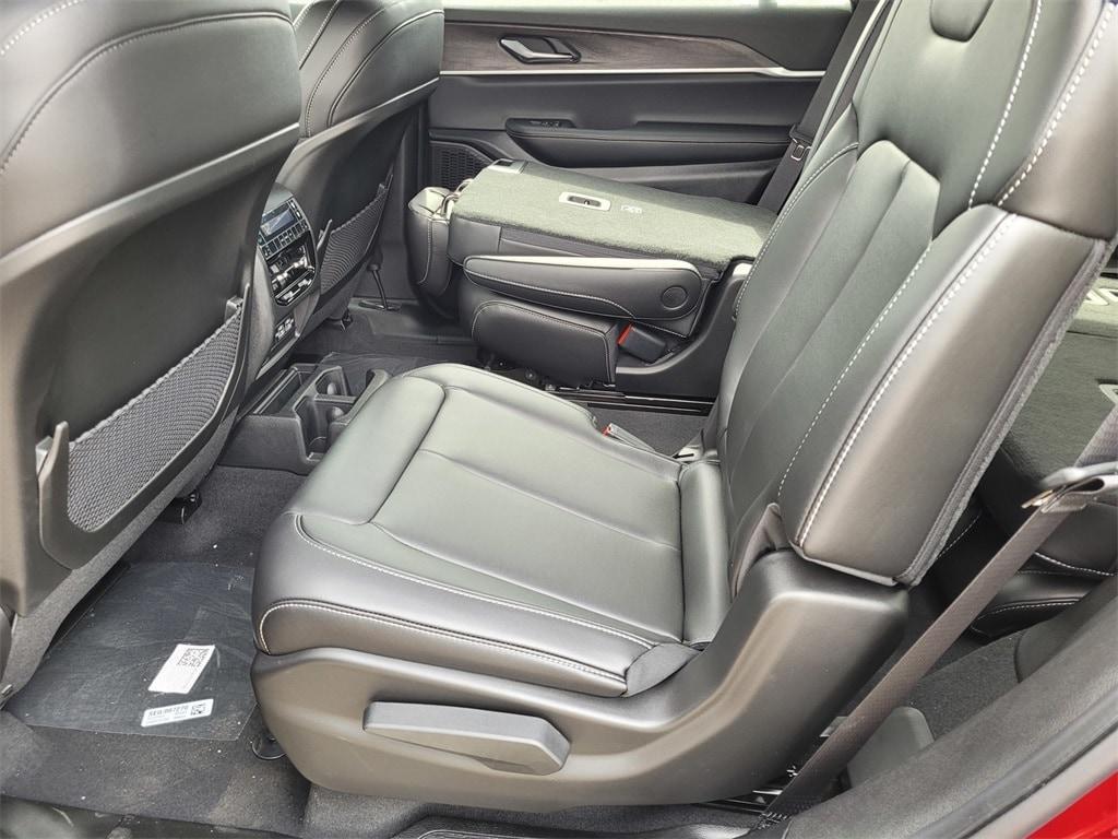 new 2025 Jeep Grand Cherokee L car, priced at $53,215