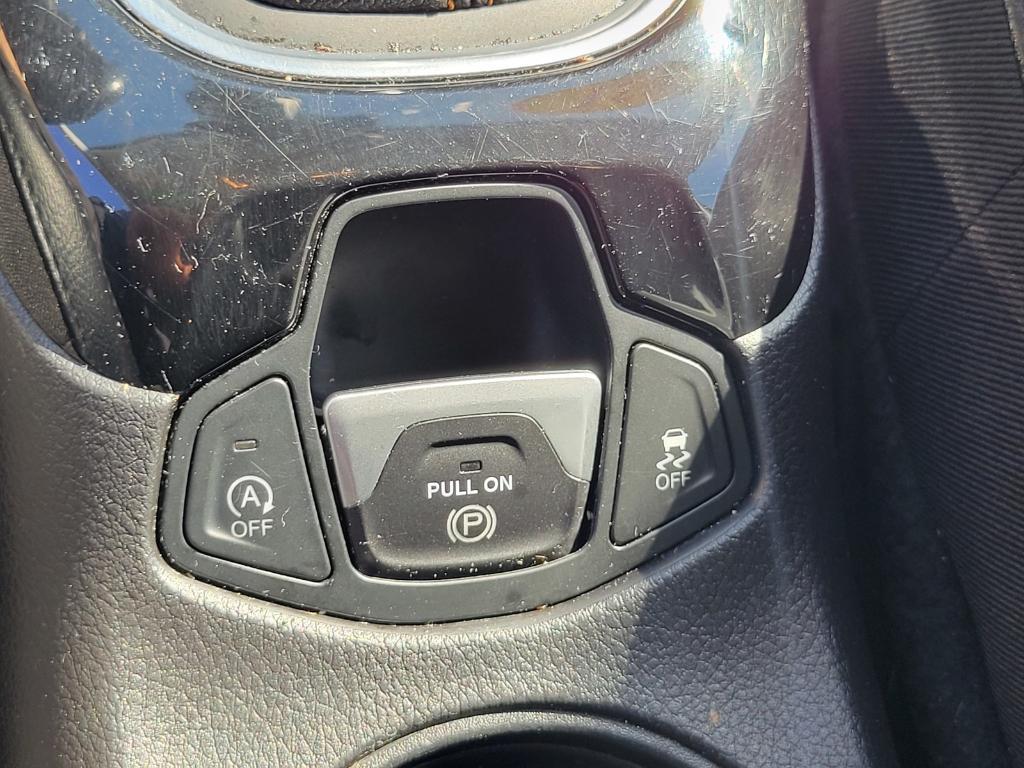 used 2021 Jeep Compass car, priced at $17,044