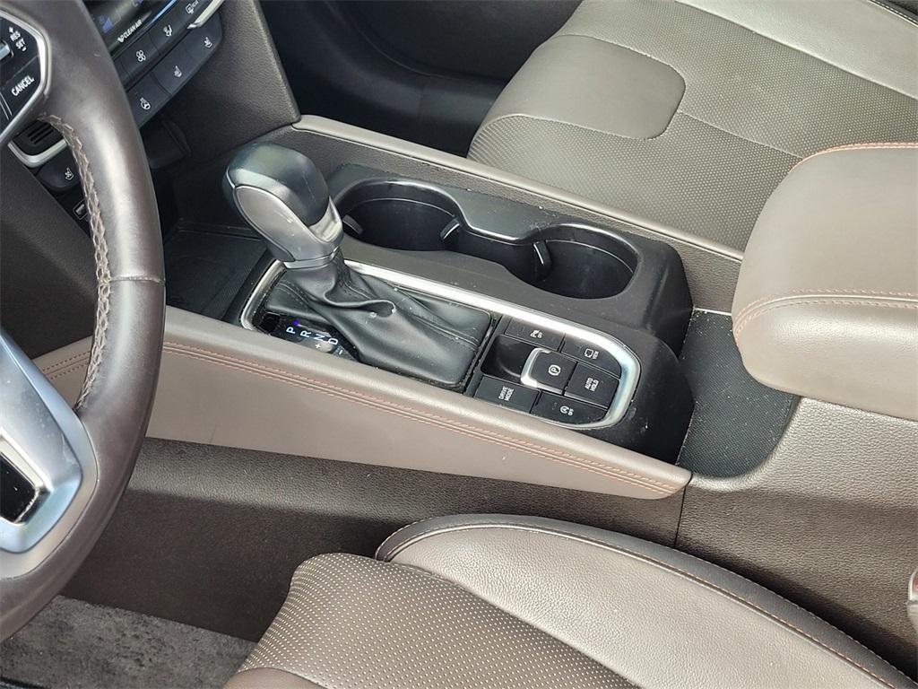 used 2019 Hyundai Santa Fe car, priced at $21,891
