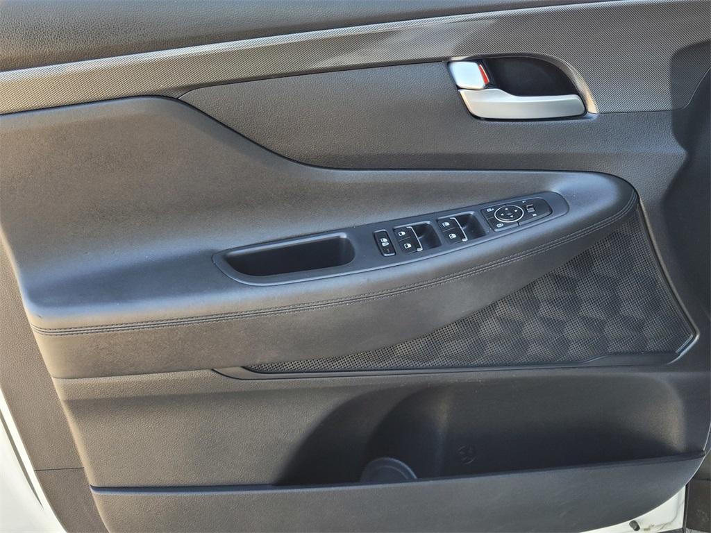 used 2023 Hyundai Santa Fe car, priced at $21,998