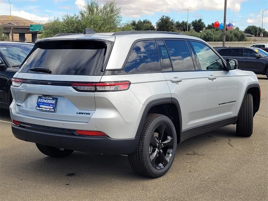 new 2025 Jeep Grand Cherokee car, priced at $51,215