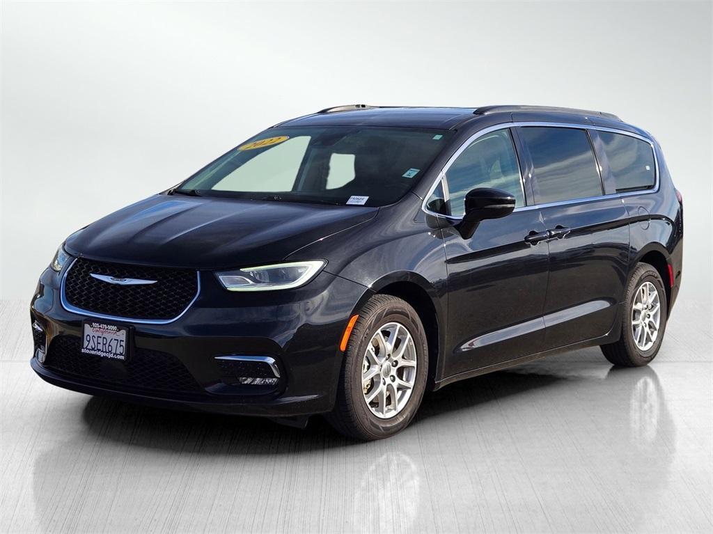 used 2022 Chrysler Pacifica car, priced at $25,394